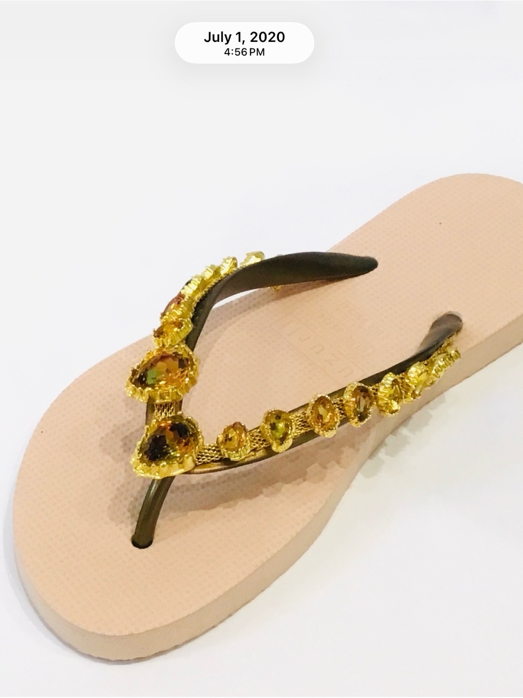 Uzurii Magic Brown Flip-Flops Nwt!